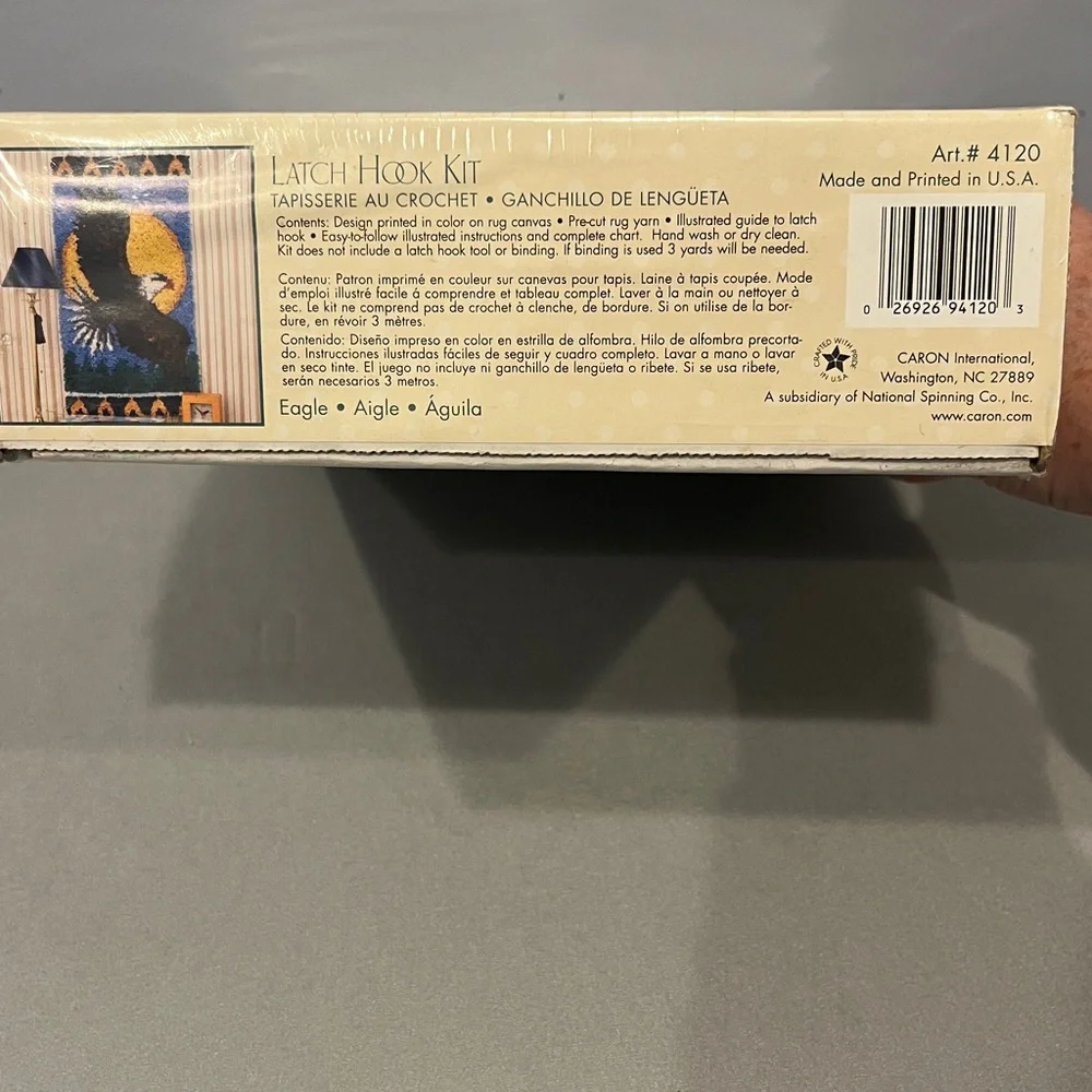 EAGLE Latch Hook Kit - WonderArt Caron International